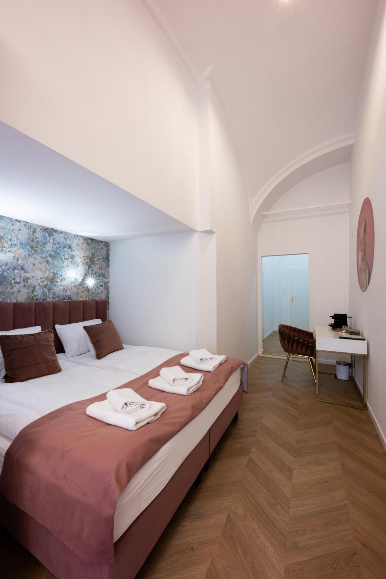 Bracka Main Square Apartments Краків Екстер'єр фото